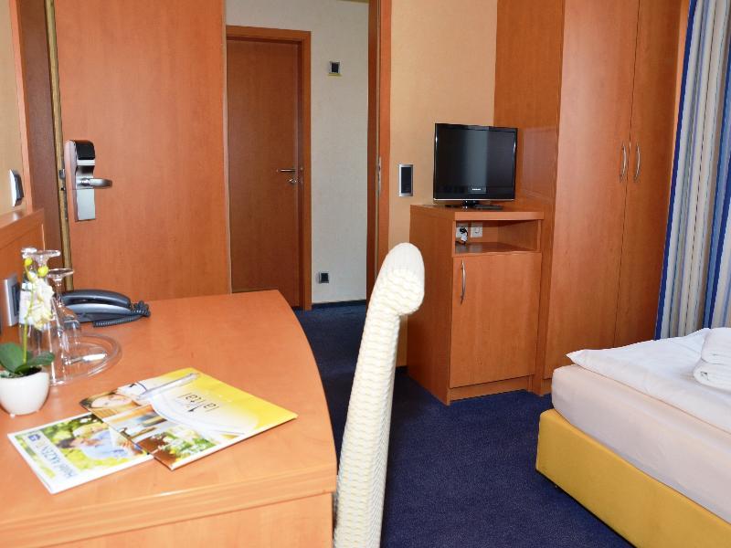 Lavital Sport- & Wellness Hotel Wesendorf Екстериор снимка